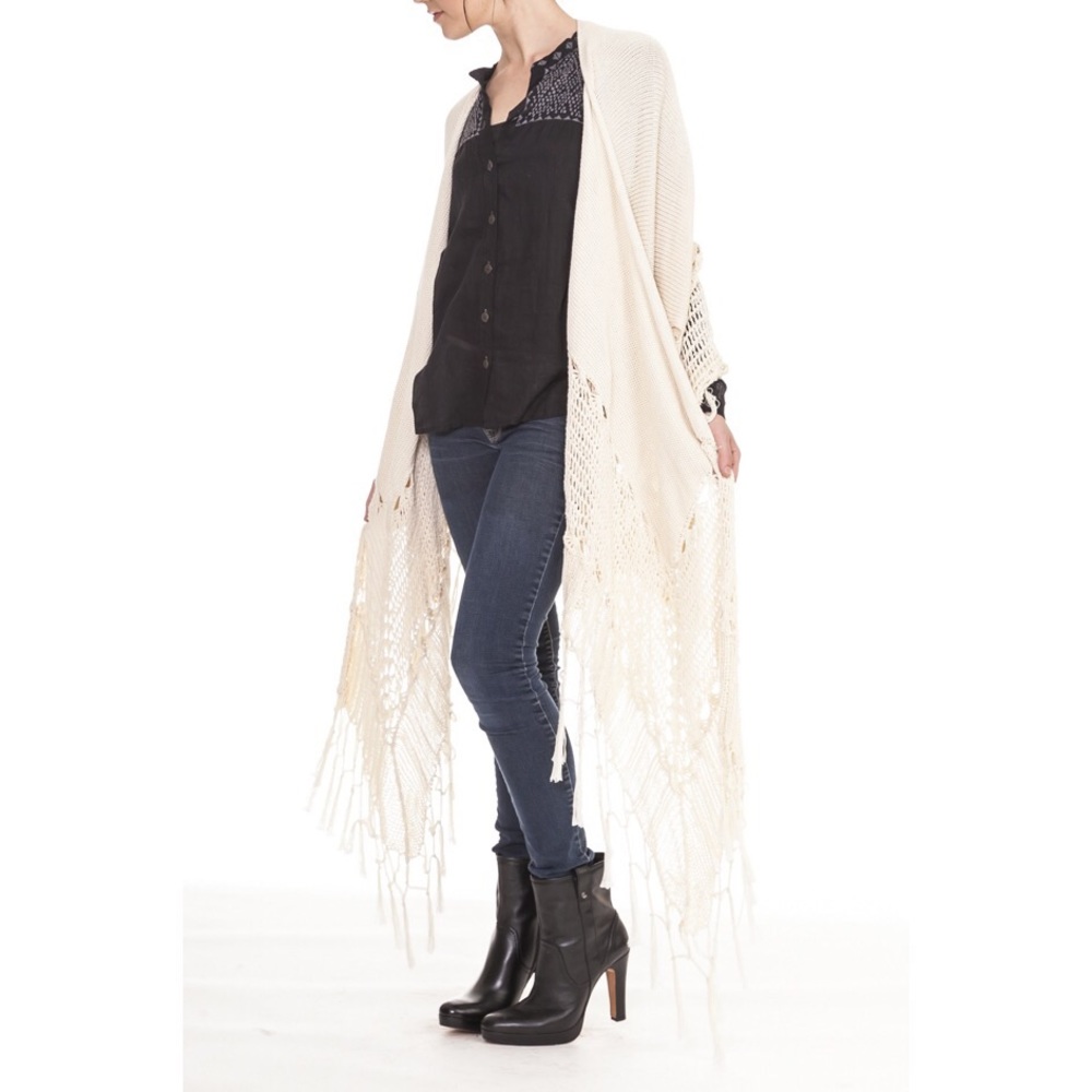 Raven & Lily knit poncho